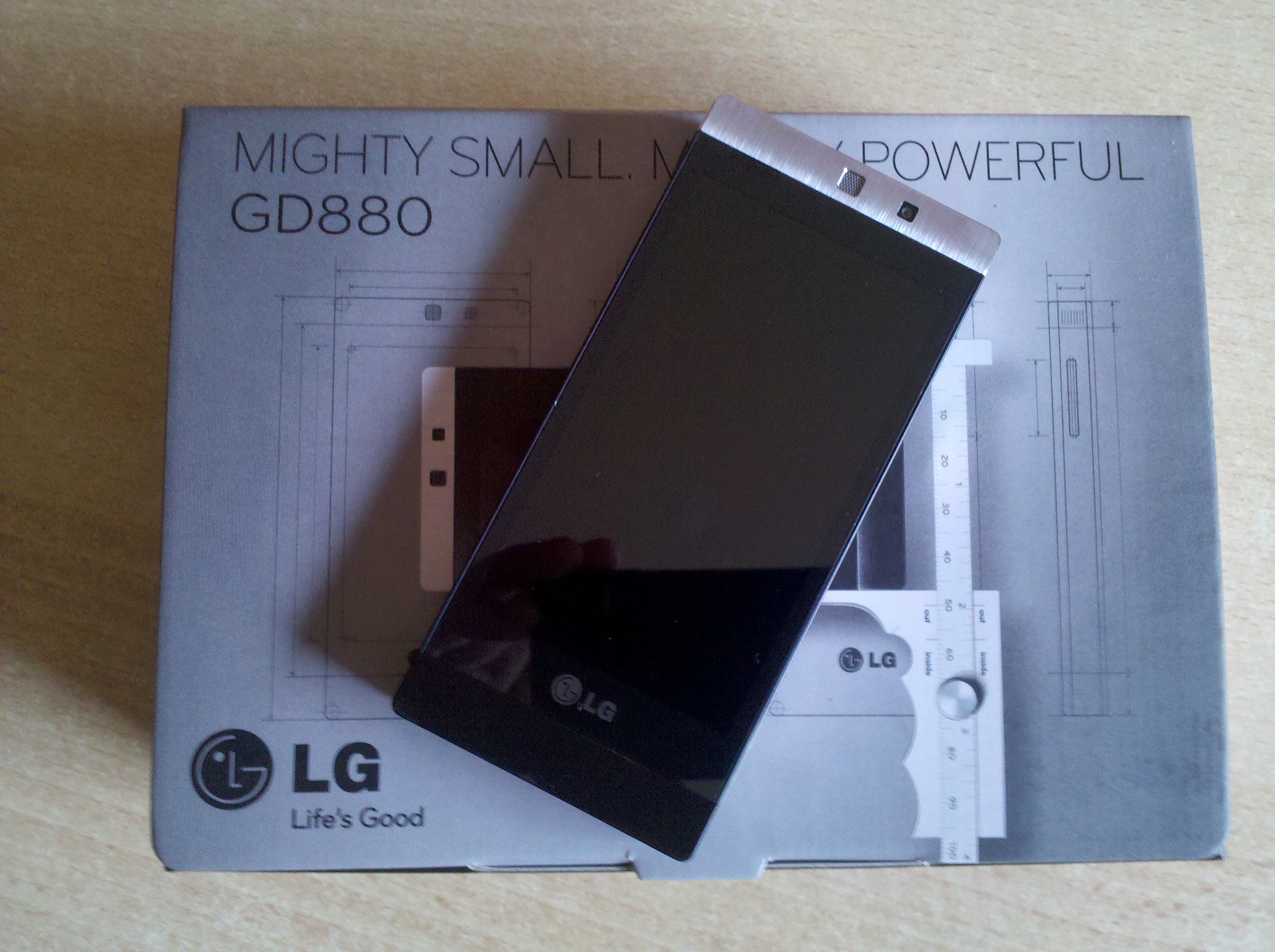 Klicken Sie auf die Grafik fr eine grere Ansicht 

Name:	LG GD880 mini.jpg 
Hits:	4482 
Gre:	888,0 KB 
ID:	40697