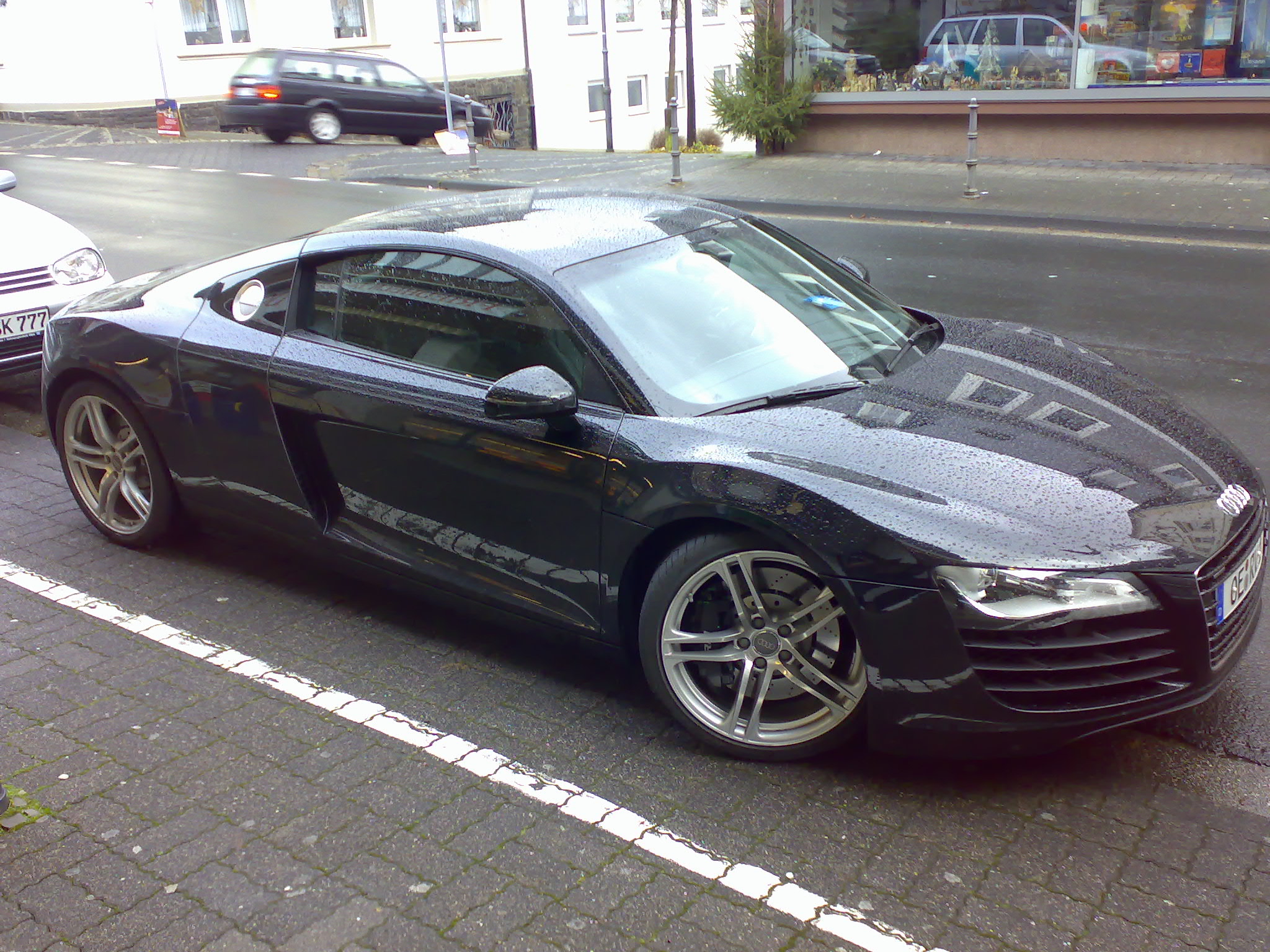 Name:  Audi R8.jpg
Hits: 5723
Gre:  733,1 KB