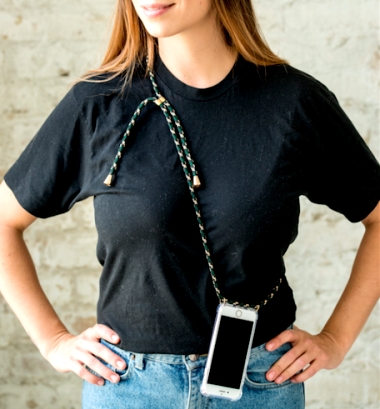 Name:  smartphone-necklace.jpg
Hits: 285
Gre:  115,8 KB